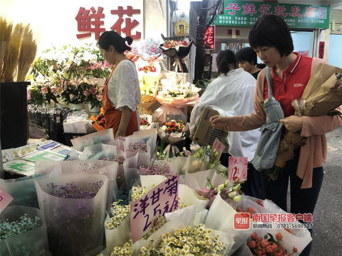 南宁鲜花订单暴涨 今年七夕,鲜花依然是节日礼物的主角